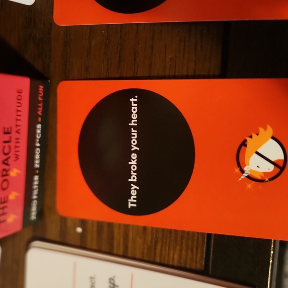 New TRAVEL Size REBEL DECK THE ORACLE WITH ATTITUDE -60 CARDS w/ brief details - Picture 5 of 9